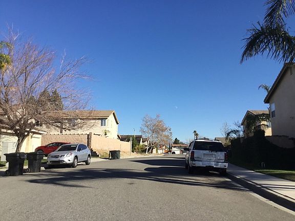 4th image of 15490 Jackson Dr