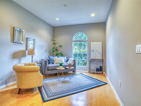 3rd image of 1628 Emerald Hill Way
