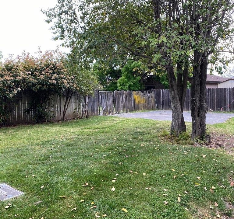 2nd image of 1020 Frienza Ave