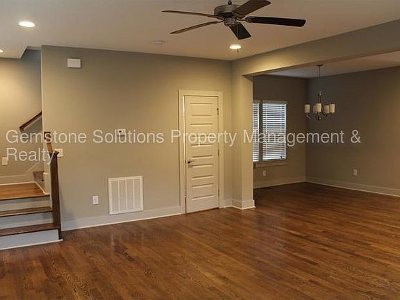 4th image of 20 Claiborne St #C