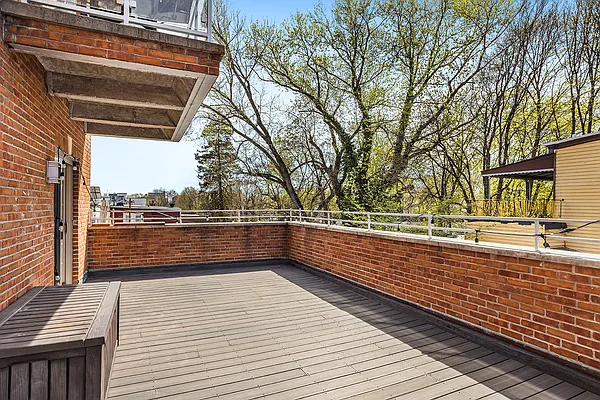 Rented by Corcoran | media 11