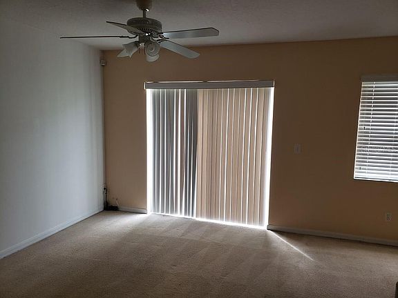 4th image of 713 Cresting Oak Cir #114