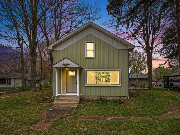 4825 N Coloma Rd, Coloma, MI 49038