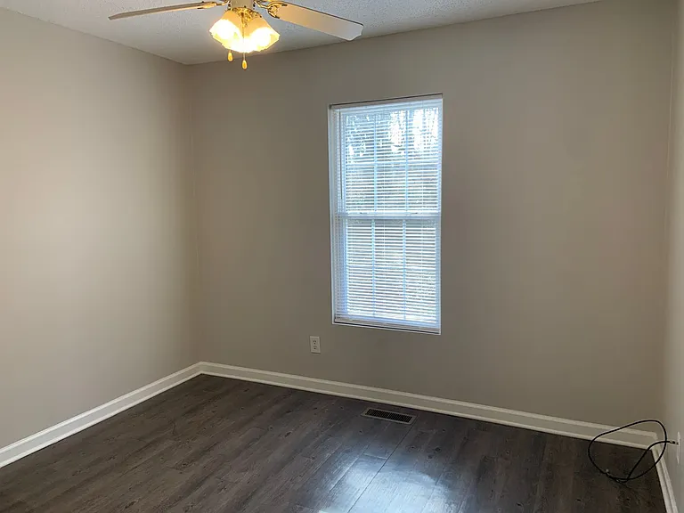 2443 Watkins Grove Point — Photo 8