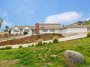 5553 Avenue Juan Bautista, Riverside, CA 92509