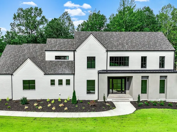 47 Sagewood Ct, Newnan, GA 30265