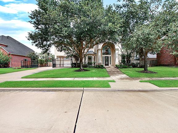 2nd image of 22306 Seal Valley Ln