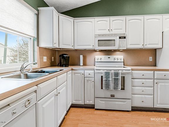 5th image of 653 Wilshire Ct