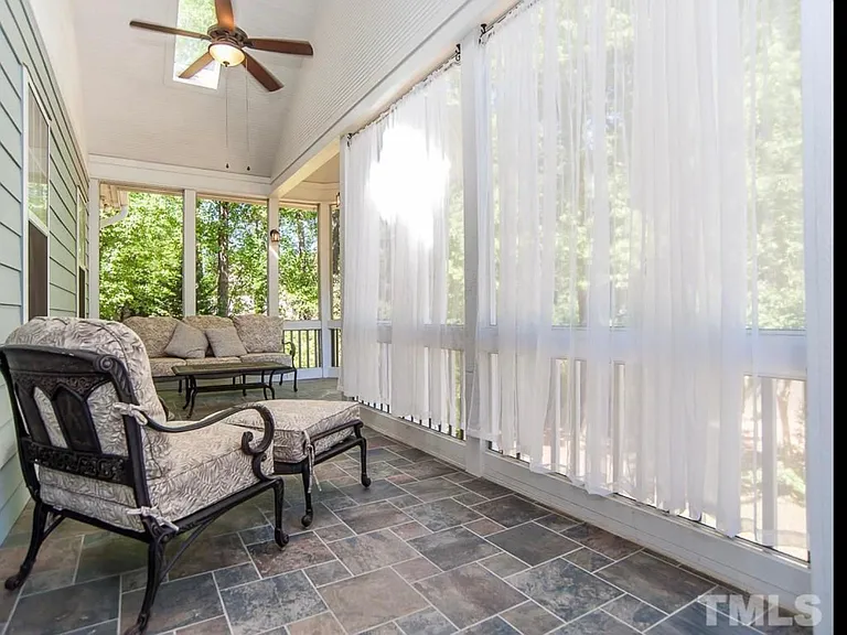 Pine Mill Ln — Photo 9