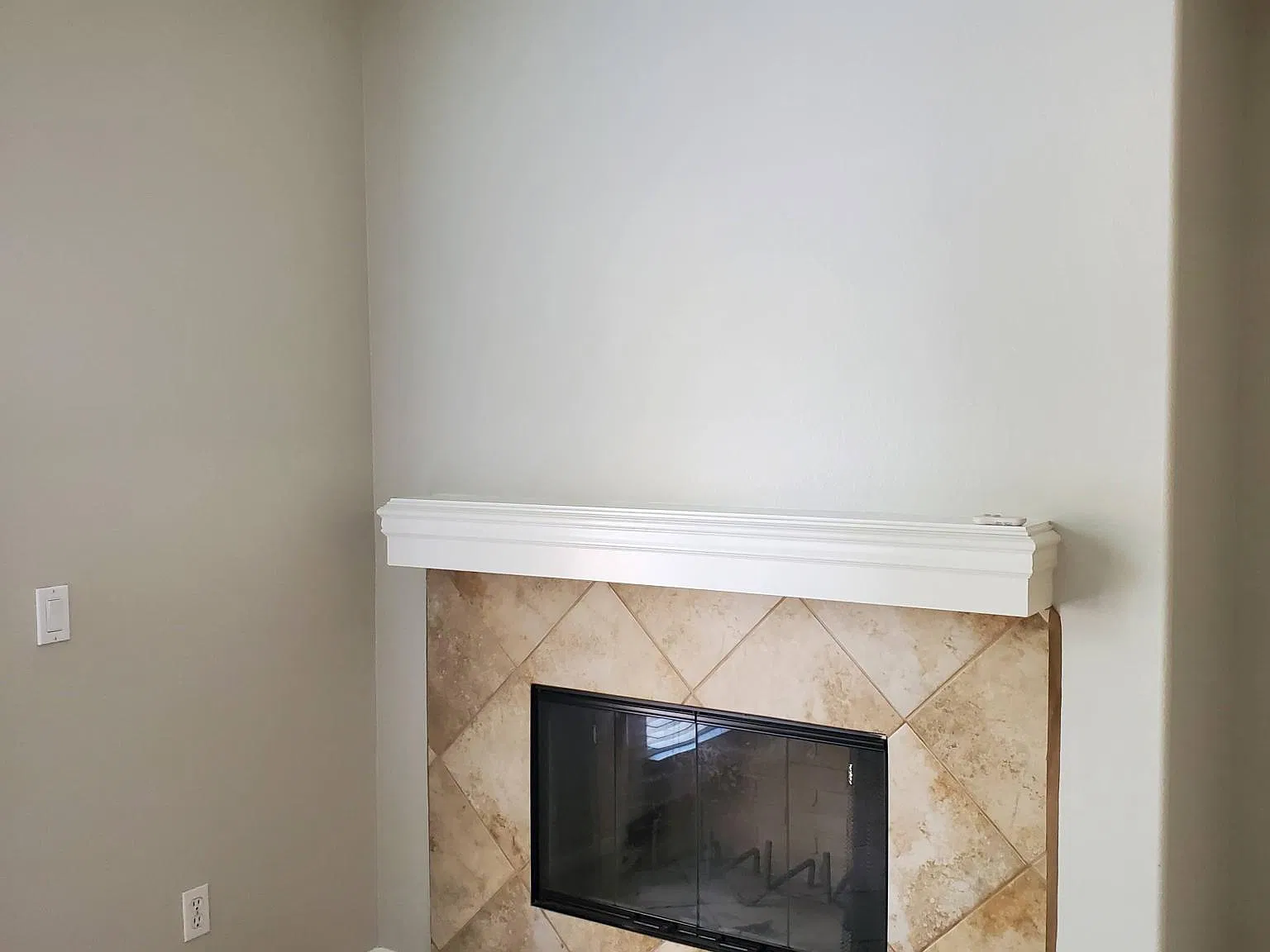 3 bed, 2.5 bath, 1876 sqft, $3,250 — Photo 3