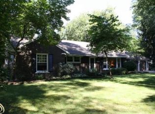 6380 Sunningdale Dr, Bloomfield Hills, MI 48301