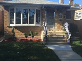 8320 S Kenneth Ave, Chicago, IL 60652