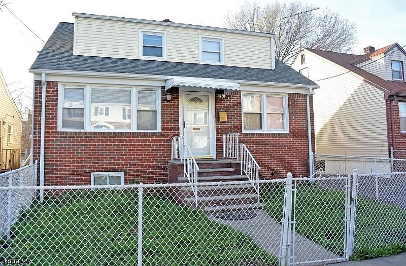 1st image of 321-323 Schley St