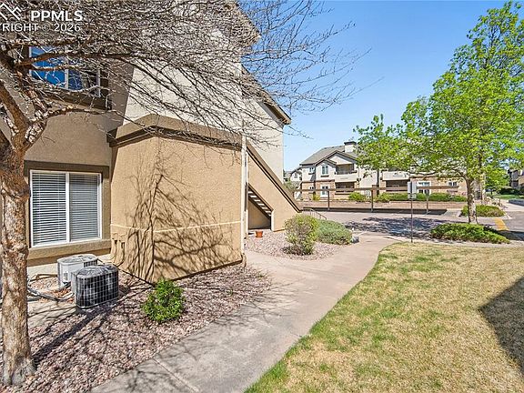 2nd image of 3780 Riviera Grv APT 101