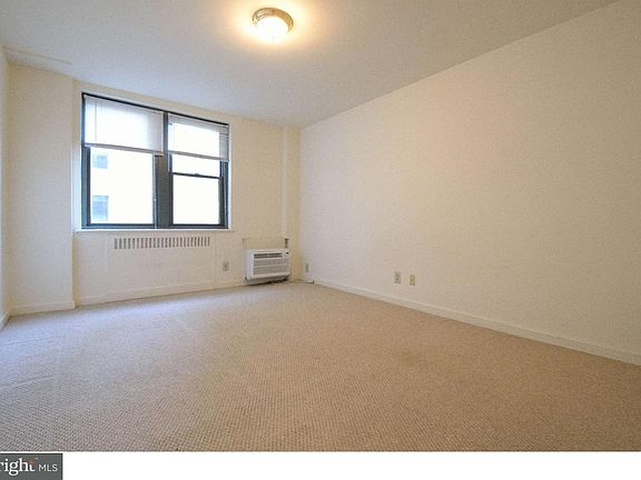 5th image of 2601 Pennsylvania Ave APT 528
