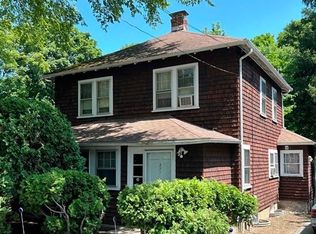 271 Weston Rd, Wellesley, MA 02482