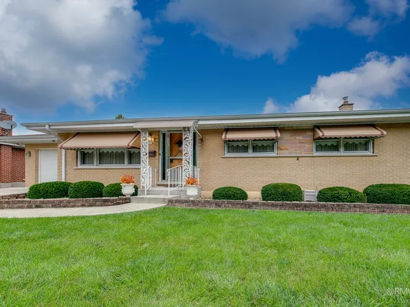 227 N Mill Rd, Wood Dale, IL 60191