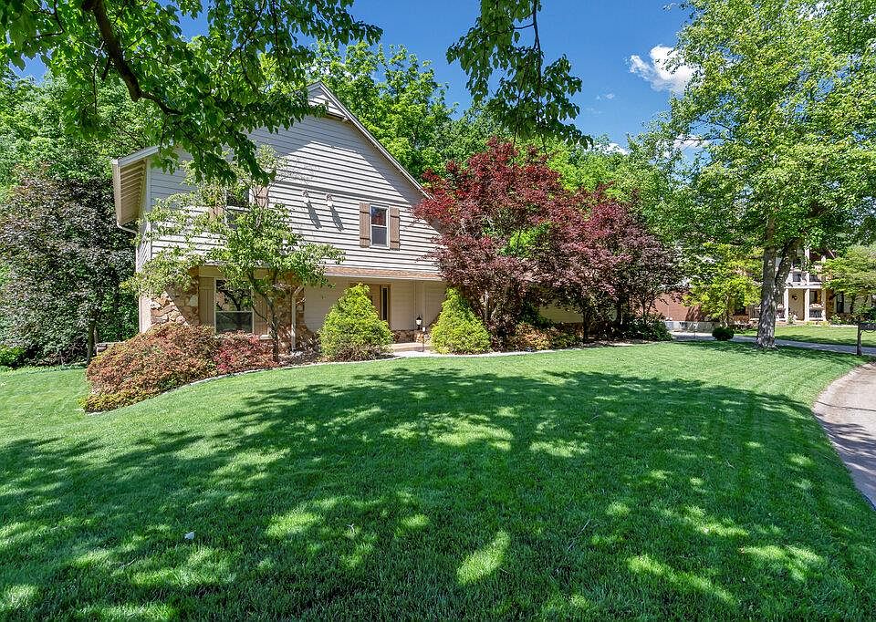 1st image of 4818 Gatesbury Dr