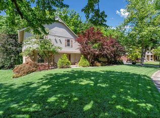 4818 Gatesbury Dr, Saint Louis, MO