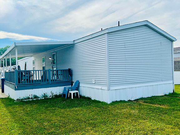 5th image of 1090 Apple Blossom Ln