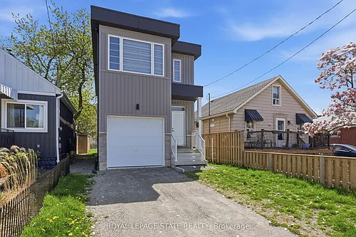 37 Delena Ave S Photo 1