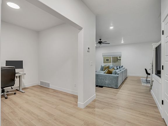 4th image of 4552 E Silver Ridge Rd #3446