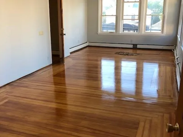 834 Central Ave Floor 2, Pawtucket, RI 02861