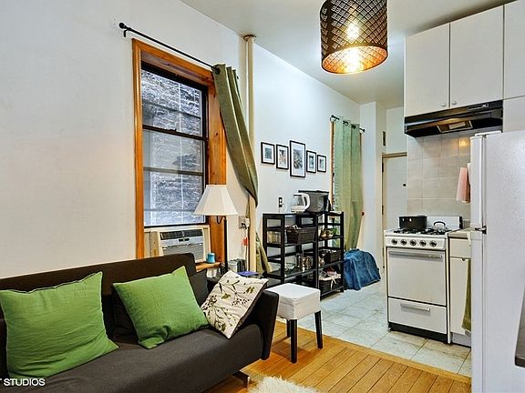 4th image of 123 Ludlow St APT 7