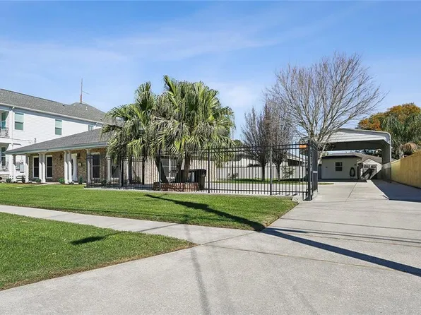 237 12th St, New Orleans, LA 70124