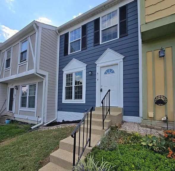 6119 Bristol Way — Photo 7