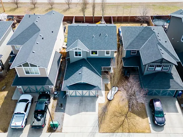 462 N Williamstown Grn NW, Airdrie, AB T4B 0T2