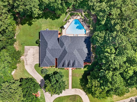 4th image of 341 Billy Clark Rd