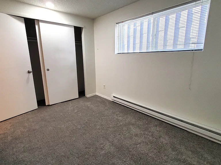 Bedroom 3, different view