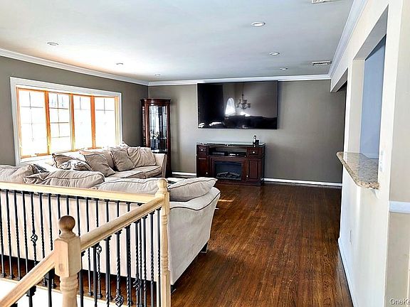 3rd image of 28 Jacobs Road