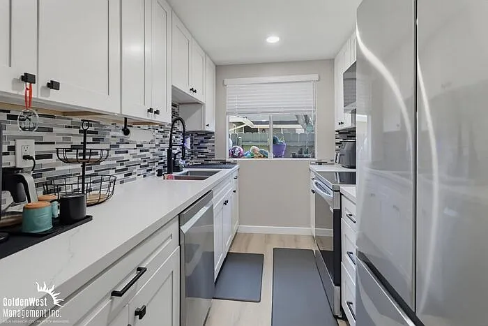 983 Amistad Pl #A — Photo 6