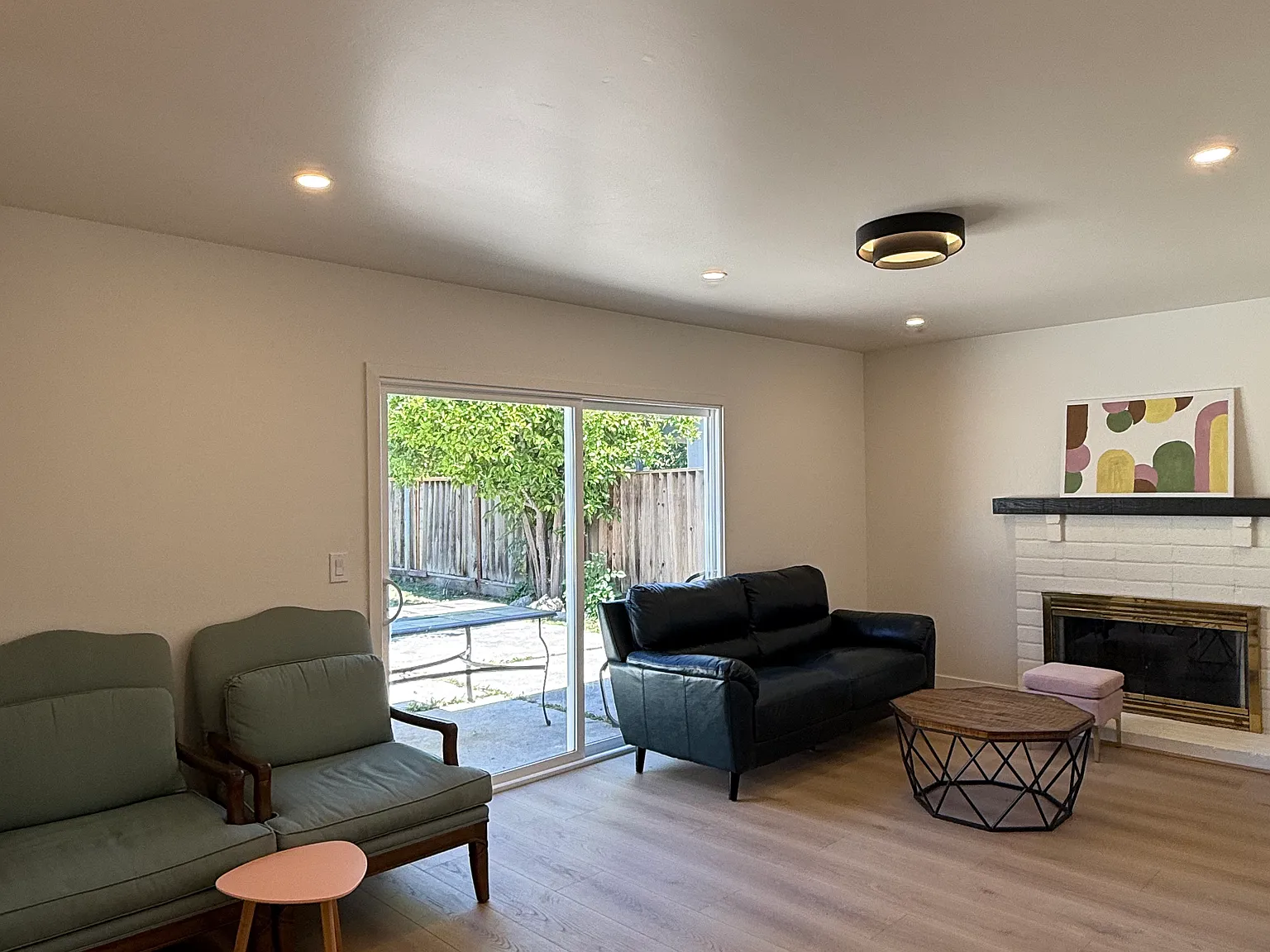 444 Gridley St — Photo 3