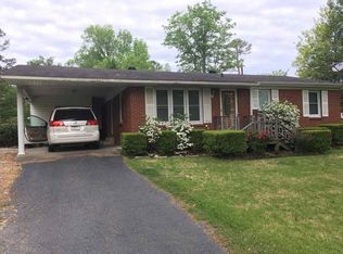 941 Sand Ave, Henderson, TN 38340