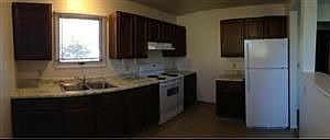 5th image of 505 Woodford St APT 8