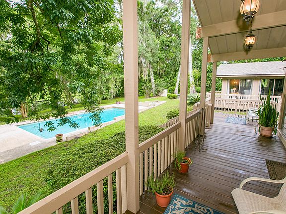 3rd image of 884 Lawhon Dr