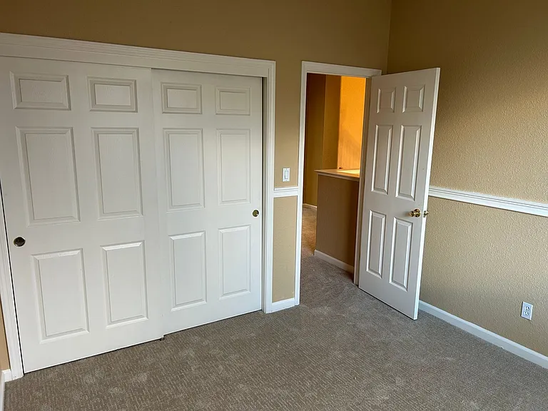 108 Matisse Dr — Photo 10