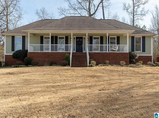 113 Black Walnut Ln, Trussville, AL 35173