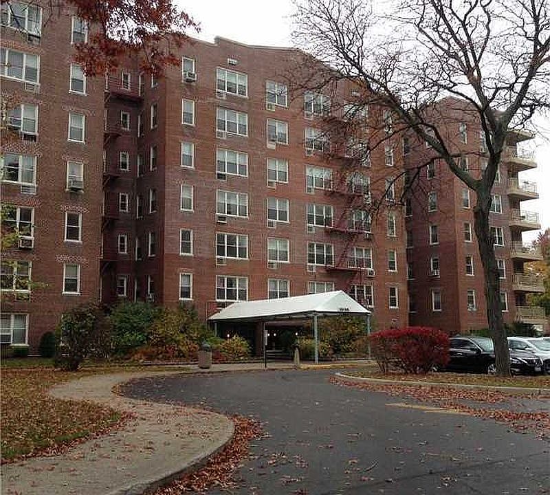 1st image of 214-33 24th Ave Unit 5G