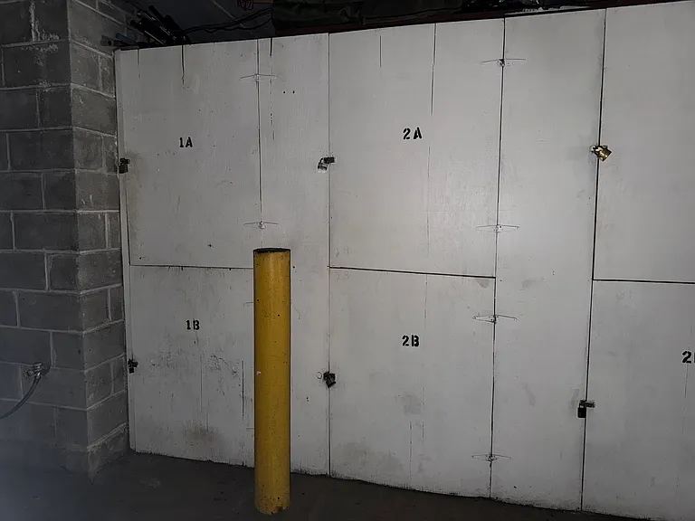 259 Stoneybrook Ln #2B — Photo 20