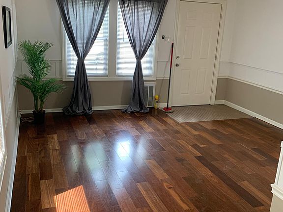 3rd image of 218 Moreland St