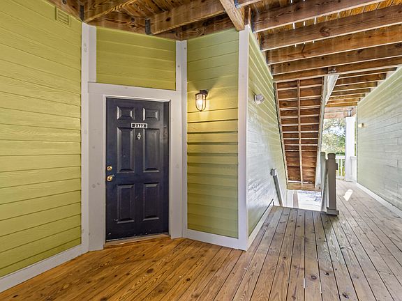 5th image of 2322 Chatelain Way
