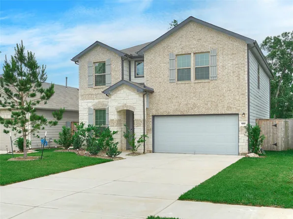 120 Chestnut Gate Dr, Willis, TX 77378