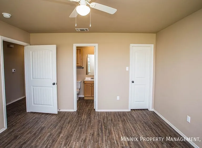 2508 N Avenue P — Photo 22