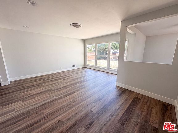 3rd image of 8015 Aldea Ave