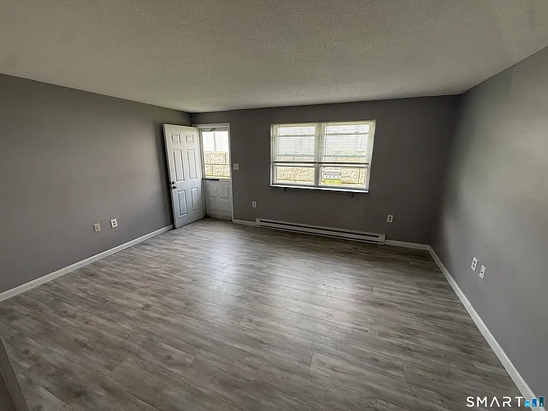 1081 New Haven Rd #3D — Photo 3