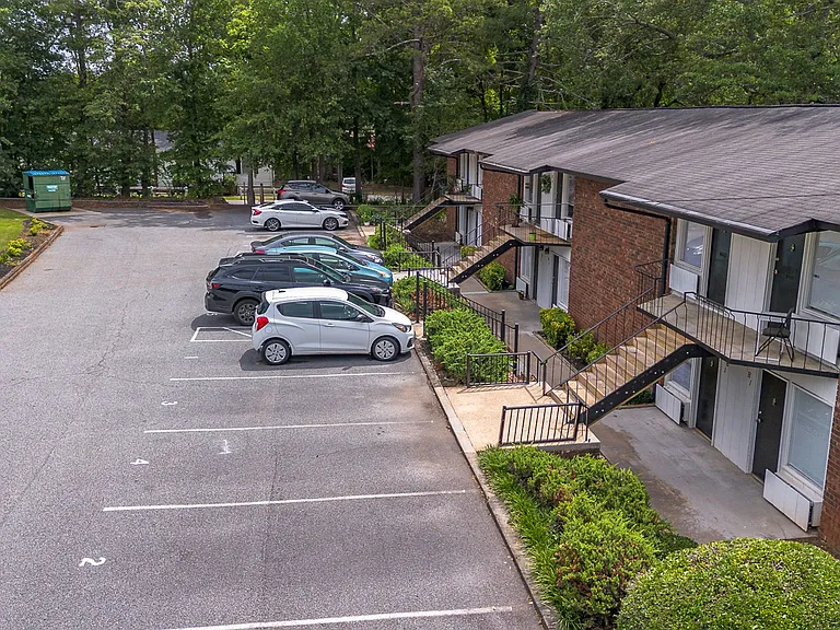 Carousel Village Apartments — Photo 21